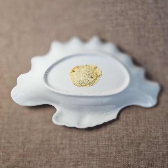 Vintage Matson White/Gold Gilt Ceramic Shell Soap Dish Hollywood Regency - Picture 7 of 10